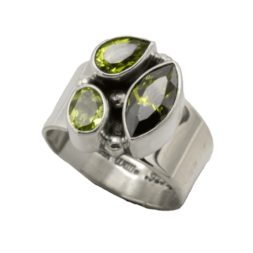 Multi-stone Peridot & Olivine Ring GZ NW 5325